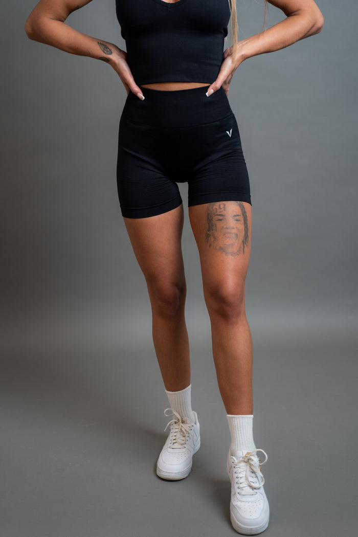 StrideShort — Black