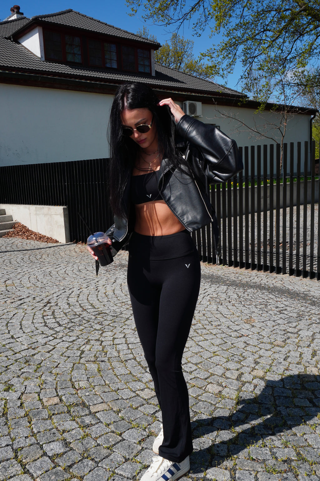 AeraFlare Bra — Black